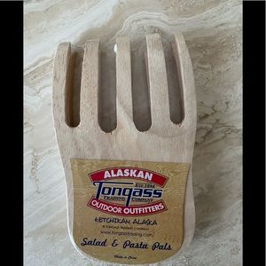 NEW Alaska Salad and Pasta Bear Claw Hands